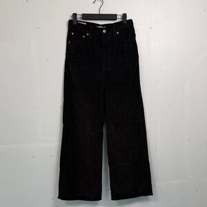 Levi’s Black Wide-Leg Corduroy Pants